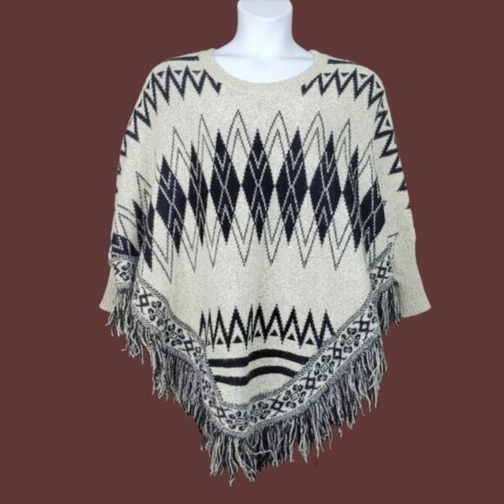 Myesper Cream Black Argyle Fringe Hem Knit Pullover Sweater Size S/M